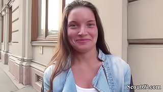 GERMAN SCOUT - SCHLANKER ANITA B OHNE GUMMI IN ARSCH GEFICKT BEI CASTING